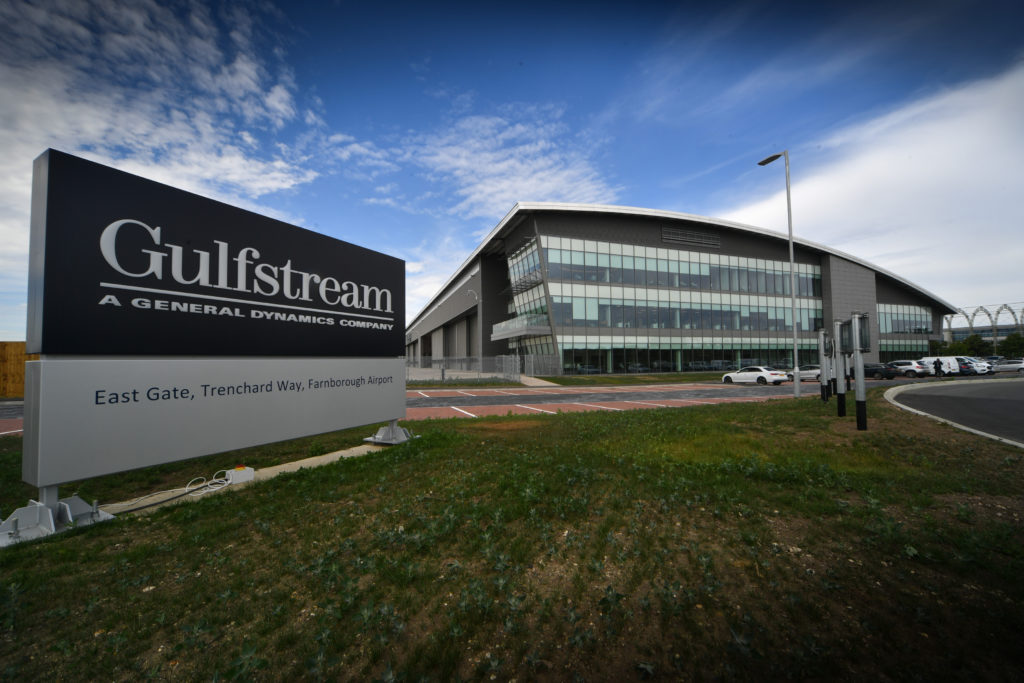 Gulfstream Opens Farnborough Service Center