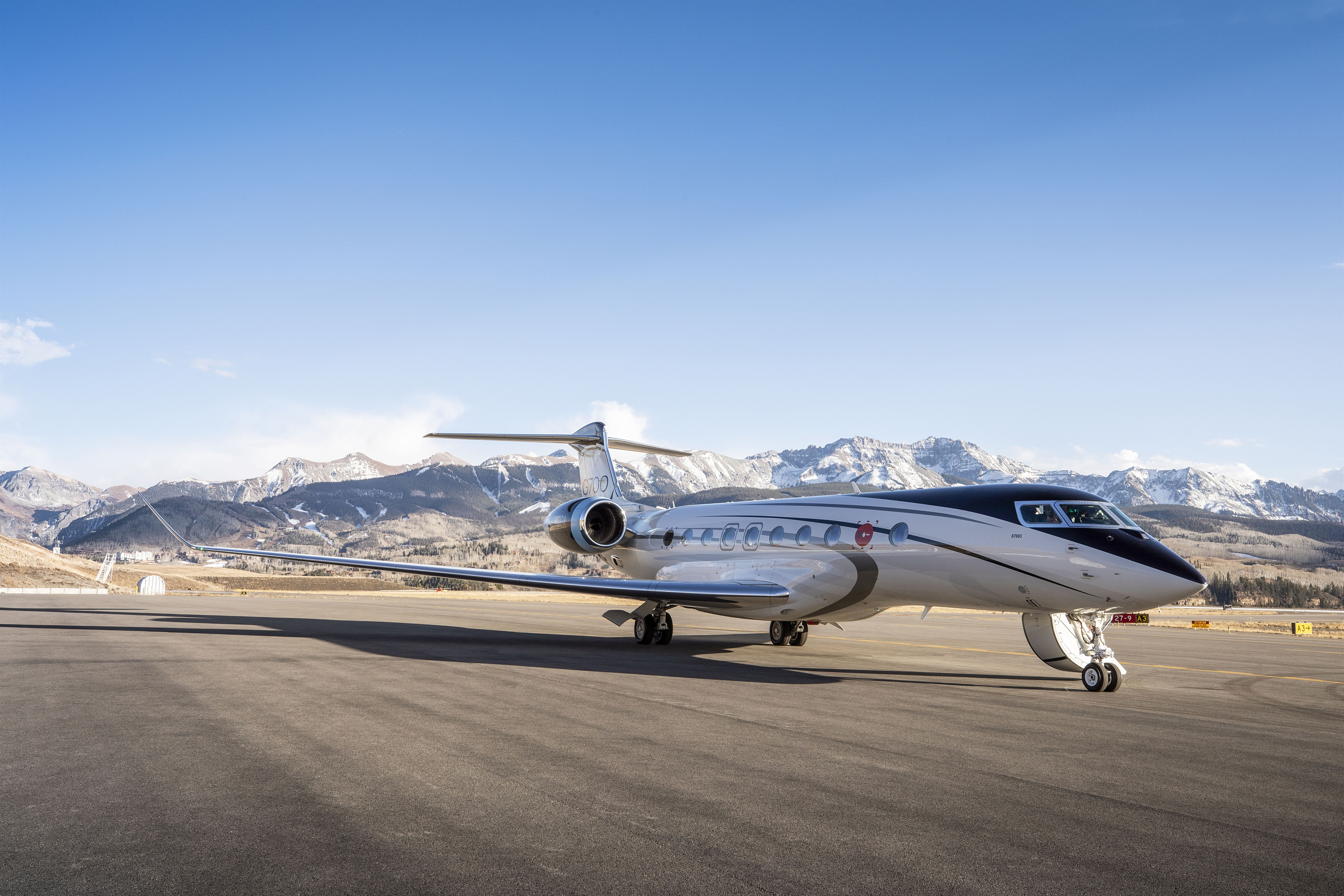 Gulfstream G700 surpasses 1,100 flight hours | Business Airport International