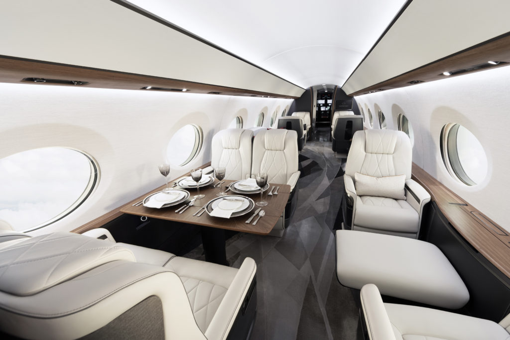 The G700 cabin altitude has been improved to 2,916 ft/889 m