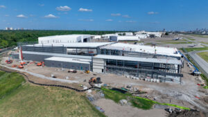 Business Jet is constructing two hangars totaling nearly 70,000 square feet (6,503 square meters) at Dallas Love Field, scheduled for completion in January 2026