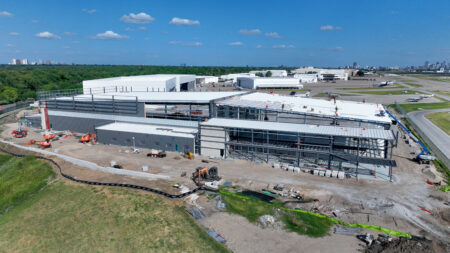 Business Jet is constructing two hangars totaling nearly 70,000 square feet (6,503 square meters) at Dallas Love Field, scheduled for completion in January 2026