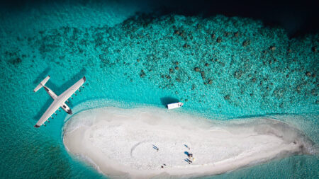 Open Skies Network and JEKTA partner on electric amphibious aircraft network Open Skies Network and JEKTA have agreed a strategic partnership to develop electric amphibious air travel in the Arabian Peninsula