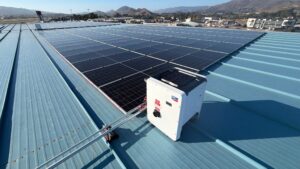 ACI Jet has completed and activated a 900-panel solar array at its San Luis Obispo location