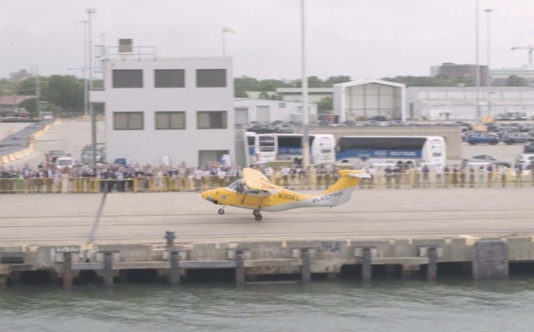 Electra completes first urban flight of hybrid-electric ultra-short aircraft